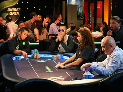 Table Finale Unibet Open Londres 2009 : 'Doan' champion, le Français 'Sacre' termine 3ème 108