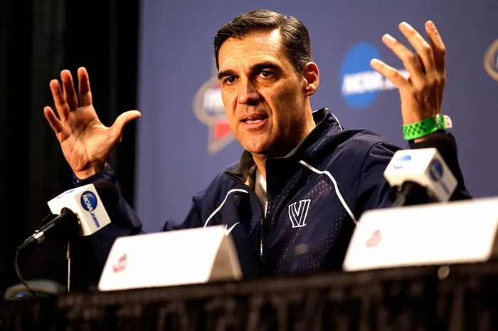 NCAA : La poker face du coach de Villanova pour la gagne au buzzer 0001