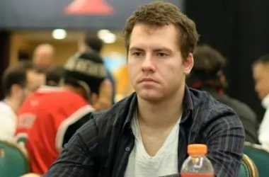 Full Tilt Poker High Stakes : Cates monte, Ivey descend 0001