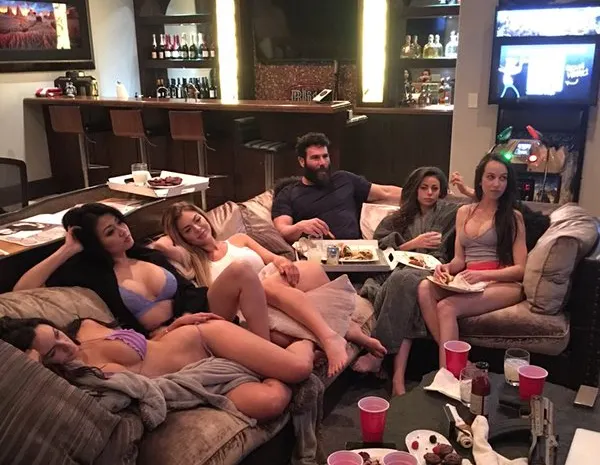 Prop Bet : Dan Bilzerian accepte le défi à 1,2 million de dollars de Bill Perkins 0001
