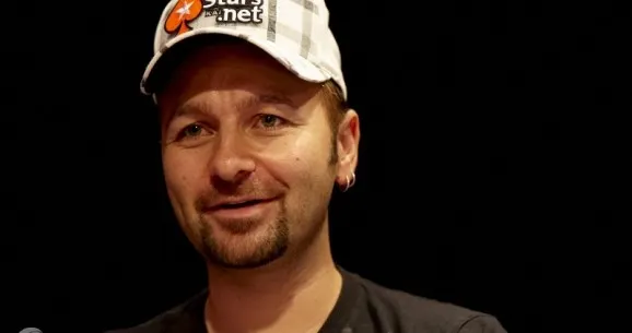 Crónicas de Negreanu: 11 de Abril 2012 0001