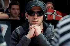 Interview PokerNews : alerte au 'viirusss' (Yorane Kerignard)