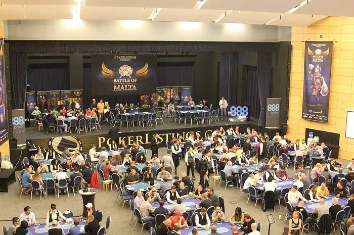 Battle of Malta : Sulaiman Sesay passe le Jour 1A, Fabrice Soulier busto 0001