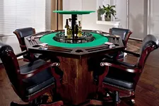 La table de poker avec bar intégré.