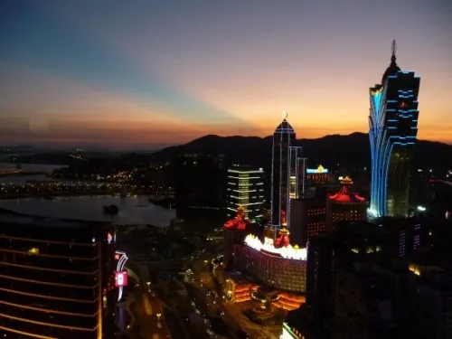 La chute des revenus des casinos s'intensifie à Macau 0001