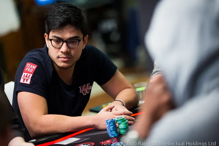 Dans La Tête D'un Pro : Pierre Calamusa à la conquête de Prague (épisode 5) 0001