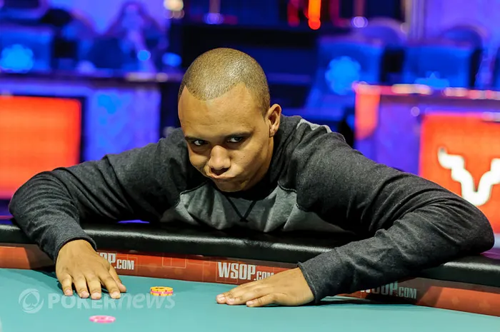 WSOP Week in Photos: Phil Ivey Gets Close (Twice), Phil Hellmuth Gets Twelve 111