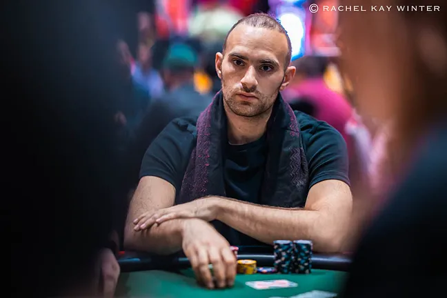 Aram Zobian among the big stacks after Day 1d