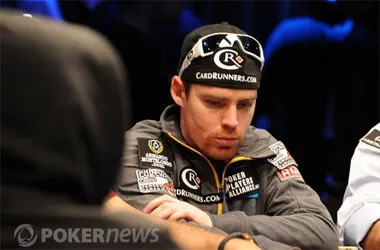 Table finale Main Event WSOP 2010 (vidéo poker) : Matthew Jarvis, 8ème (1.045.743$)