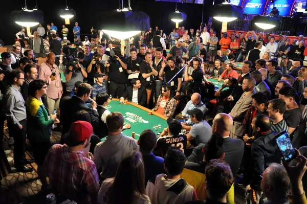 WSOP : 8 Français en lice au Day 4, Ness Kourdourli et Patrick Bruel en bonne position à 661 left 0001