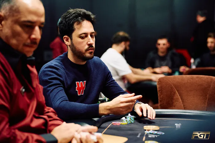 Adrian Mateos