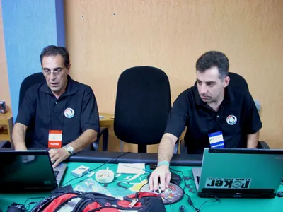 Trabalho…isso é o que a gente pode prometer para 2008 0001