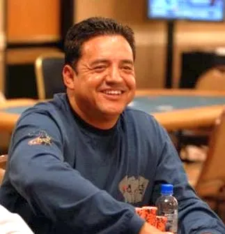 2008 WSOP Event #32, $1,500 No-Limit Hold'em Day 2: Velador Surges into Lead 0001