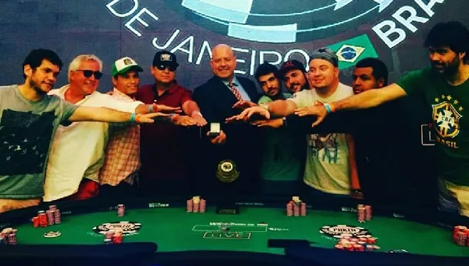 Mesa Final do Main Event da WSOP Brazil