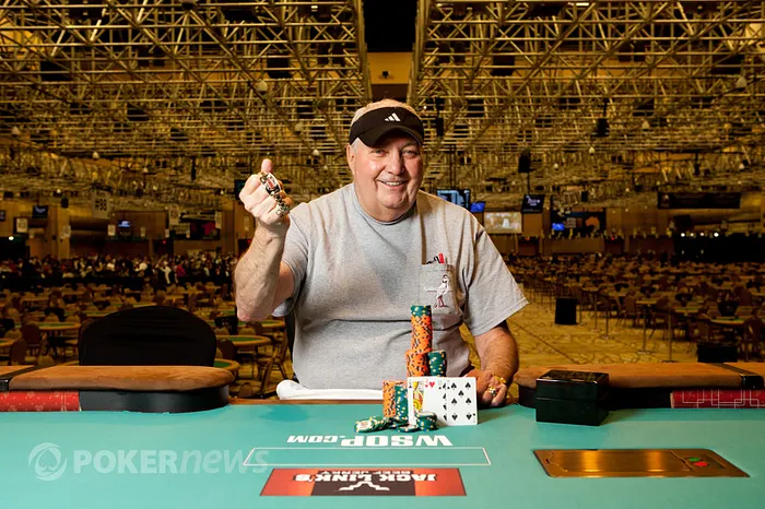 WSOP Week in Photos: Bloch Wins First Bracelet, So Does Force 129