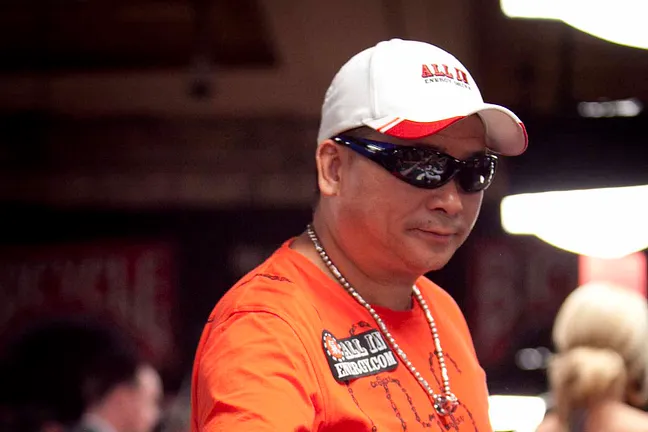 Johnny Chan eliminated