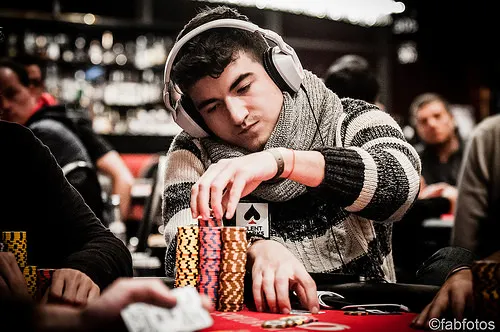 WSOP-E : Dzmitry Urbanovich chipleader à 62 left, six Français en lice avec Adrien Allain dans le Top5 0001