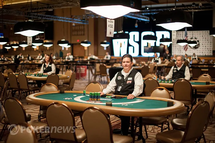 WSOP Week in Photos: Bloch Wins First Bracelet, So Does Force 114