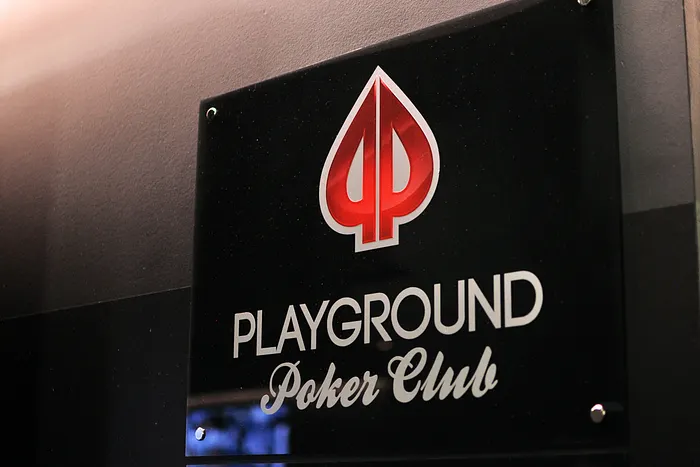 Photo Blog: Full Tilt Poker Montreal Main Event 101