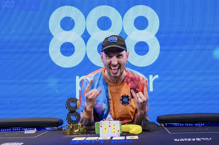 Ian Simpson faz história ao vencer o Main Event do 888poker LIVE Madrid