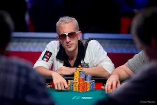 How are the Octo-Niners, Team Ivey & Team PokerStars Faring in the 2013 WSOP Main? 102