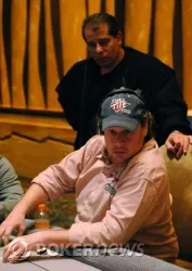 The already-eliminated Will the Thrill stirs things up at Gavin Smith's table before it broke.