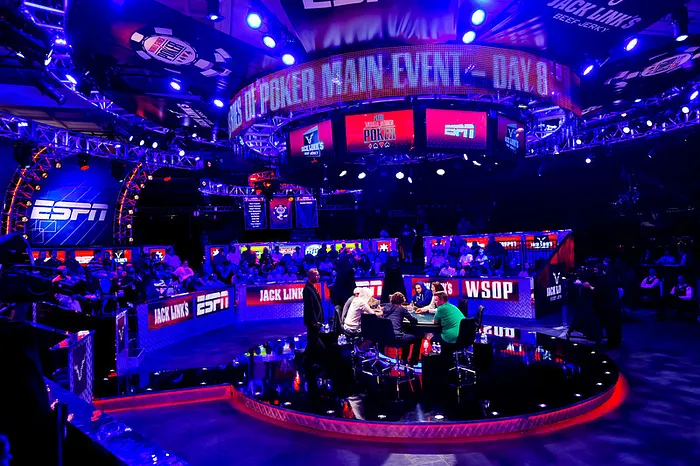 WSOP Através das Lentes: Fotos dos Dias Decisivos do Main Event 144