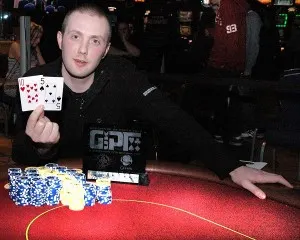 Peter McAdams gana el GUKPT 2011 de Manchester 0001