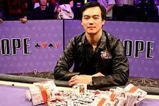 John Juanda tras ganar el brazalete de las WSOPE 2008