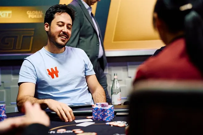 Adrian Mateos