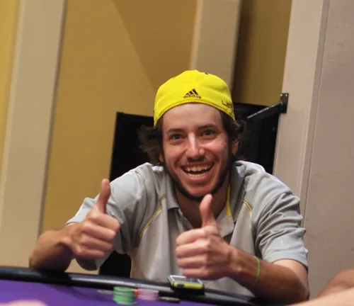 Daniel Weinman - Thumbs up for chips