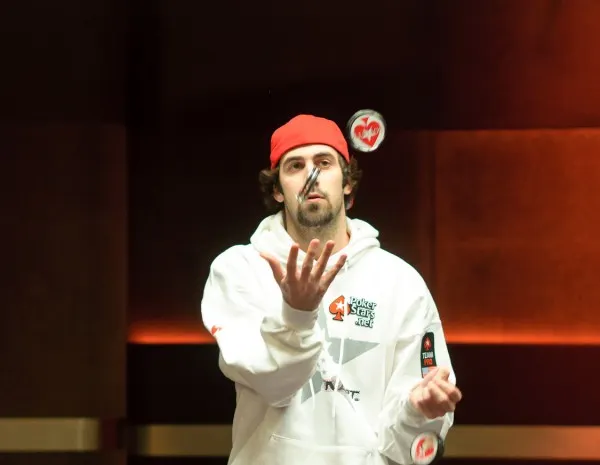 Jason Mercier Vence o Champion of Champions 0001