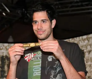 Perfil PokerNews - Nick Schulman 0001