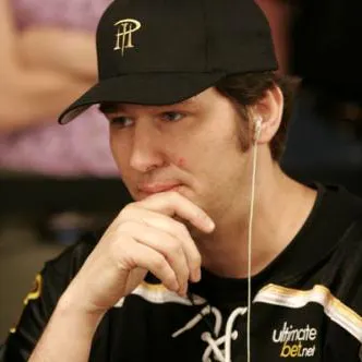 2008 WSOP Event #51, $1,500 H.O.R.S.E. Day 2: Hellmuth Retains Lead 0001