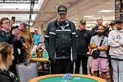 Phil Hellmuth bate na trave do 18º bracelete com vice no último dia da WSOP