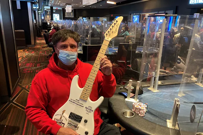 Michial Drake chopped it up evenly with Lawrence Cheng.