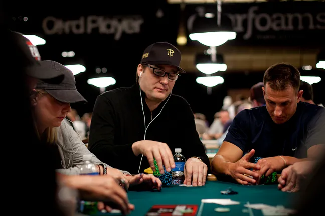 Phil Hellmuth (from Event #3): in and out faster than those burgers ...
