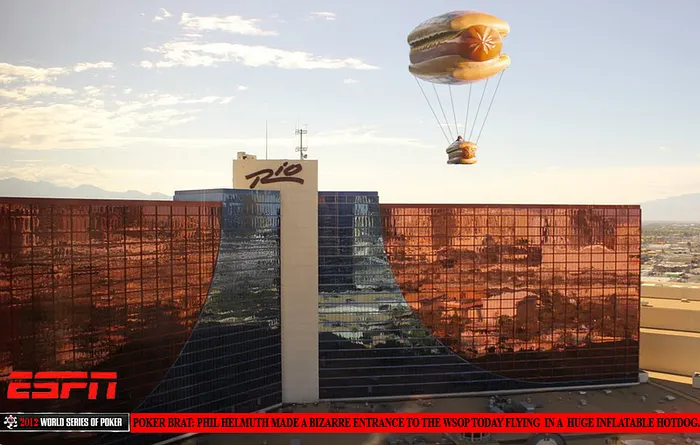 Phil Hellmuth et le hotdog géant 109