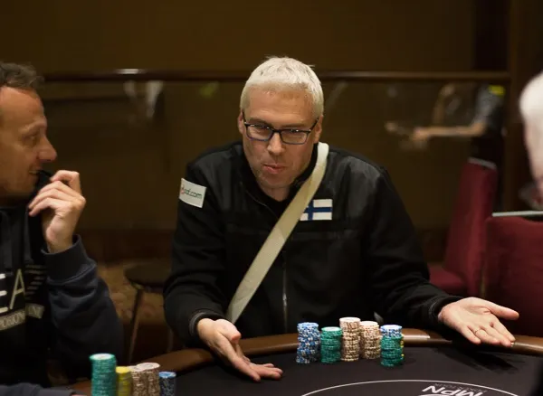 Jari Hurri Heads Field at Close of Day 1A MPNPT Manchester 0001