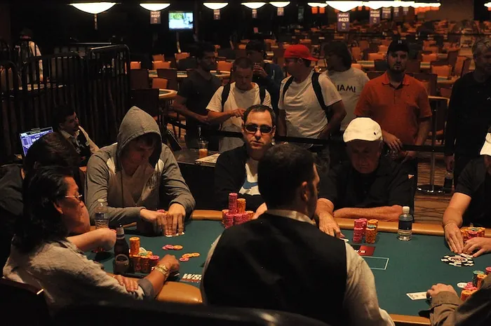 All Mucked Up: 2012 World Series of Poker Day 39 Live Blog 118