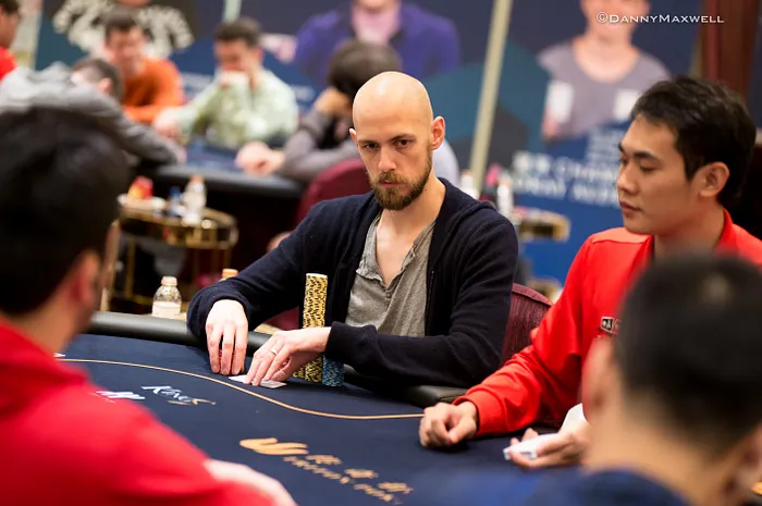 Stephen Chidwick Leads Day 1 of Triton Super High Roller Macau Main Event 0001