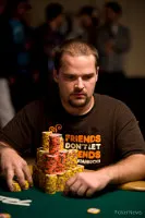WSOP Jour 15 : Bertrand "Elky" Grospellier bien placé dans le 2.500$ Stud 102