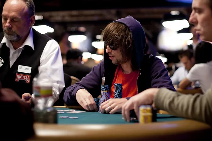 WSOP Evento #10: Papola é o Chip Leader do Dia 2 0001