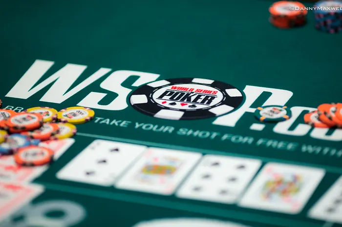 Striking a Balance: Reentry and Freezeout Offerings at the World Series of Poker 0001