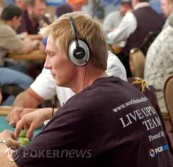 Is Wahlroos' Lucky Charm his new PokerNews T-Shirt?