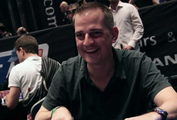 Philipp Wenzelburger - Julien Gaignard