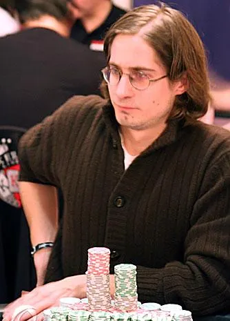 Tournoi Poker Live EPT Deauville 2009 Day 2 - Kranich chipleader, Abécassis dans sa roue 0001