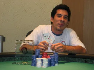 Celso Nuzema Campeão 1ª Etapa Circuito PT.PokerNews Brasil 0001