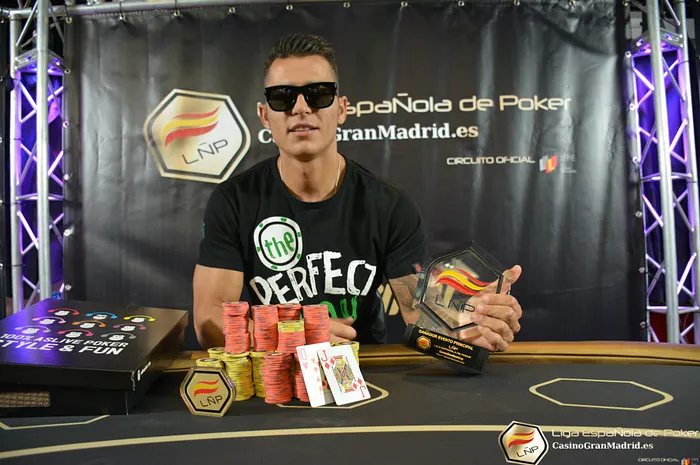 Luis Navas consigue la victoria en la cuarta etapa de la Liga Española de Poker 0001