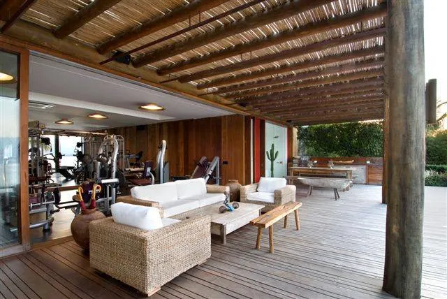 Ganhou a FT das WSOP ou o Euromilhões e Não sabe o Que Fazer ao Dinheiro? 105